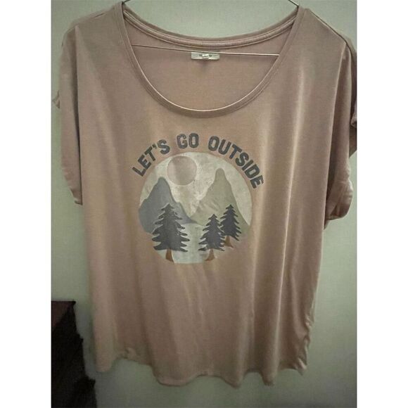 maurices Tops - Maurice’s Women's Pink Graphic Tee Short Sleeve Casual Nature Theme